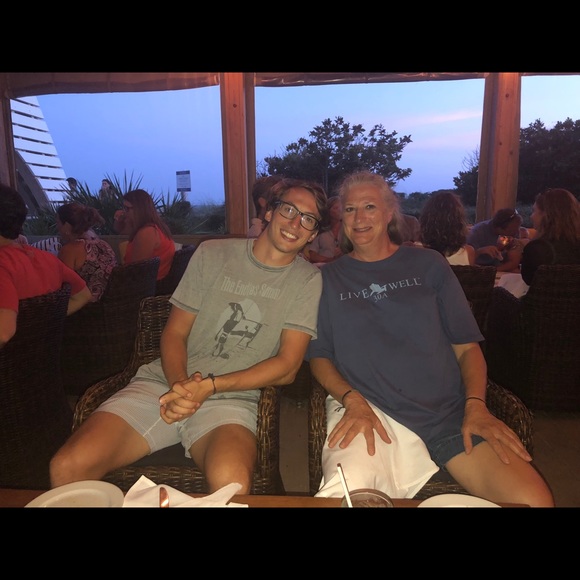 Meet your Posher, Franklin - Picture 2 of 2